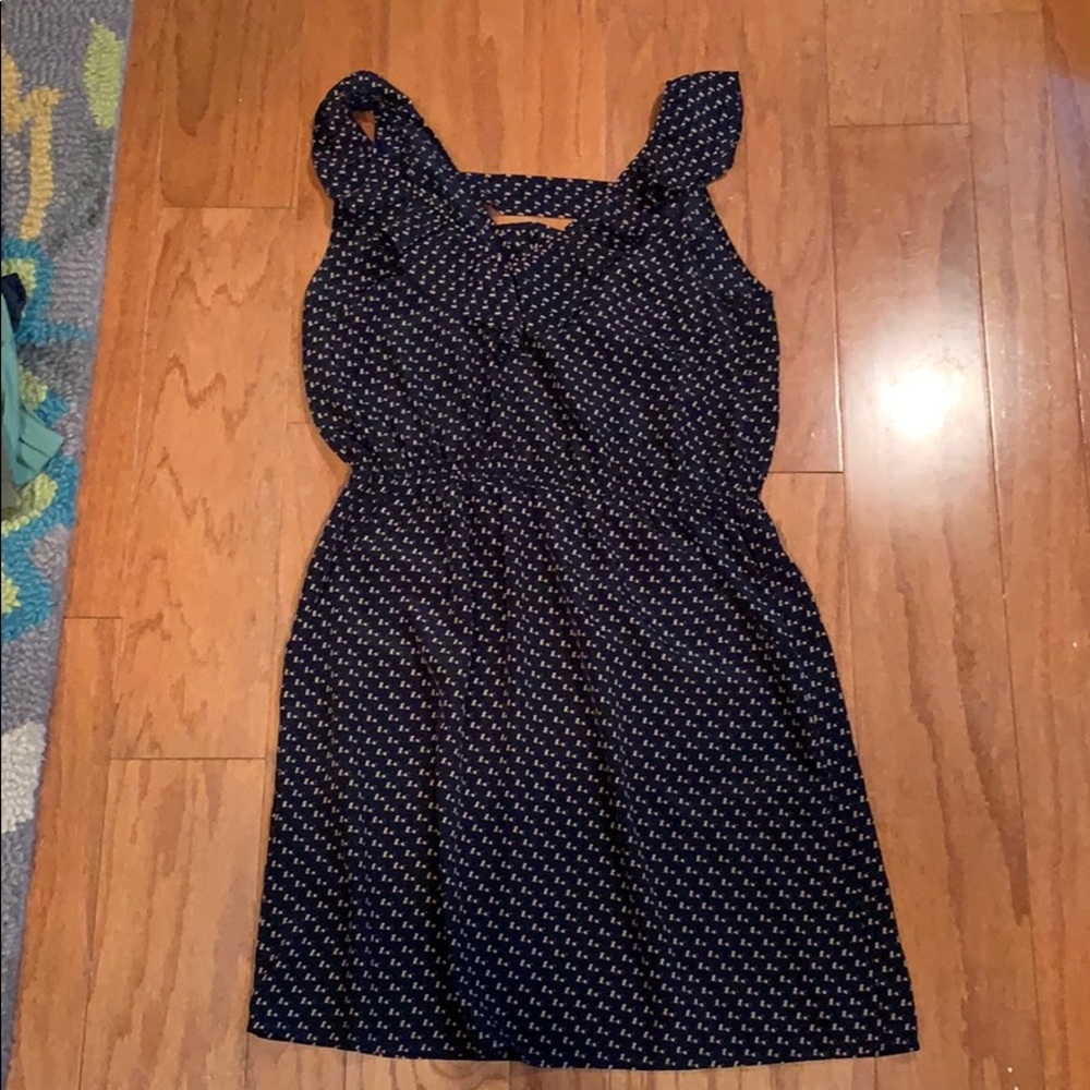 THML navy dress with elastic waist and pockets.